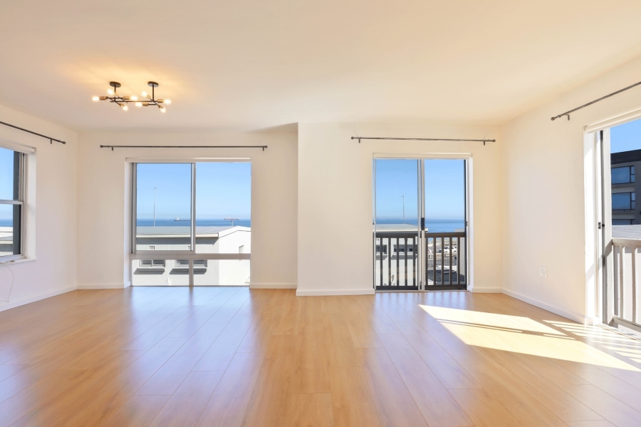 4 Bedroom Property for Sale in Beachfront Western Cape